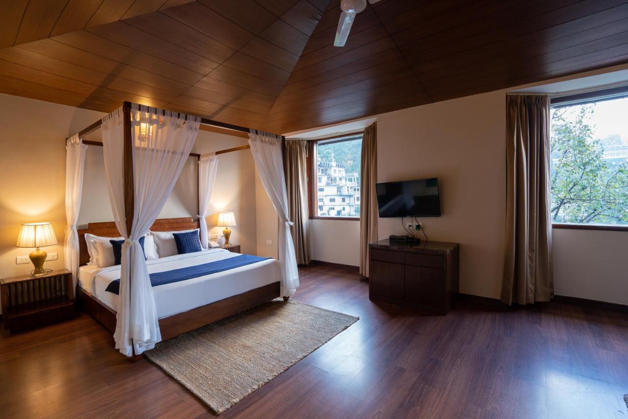 8Fold By Larisa Hotel Shimla Exterior photo